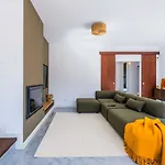 Casa Luminosa By Portugal Portfolio 빌라 *