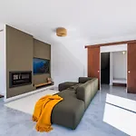 Casa Luminosa By Portugal Portfolio *