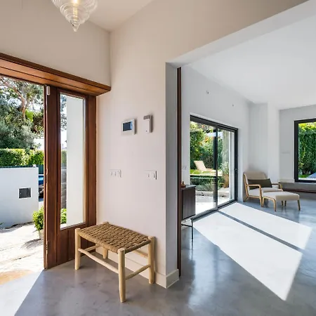 Villa Casa Luminosa By Portugal Portfolio *