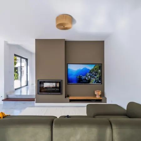 Villa Casa Luminosa By Portugal Portfolio Cascais