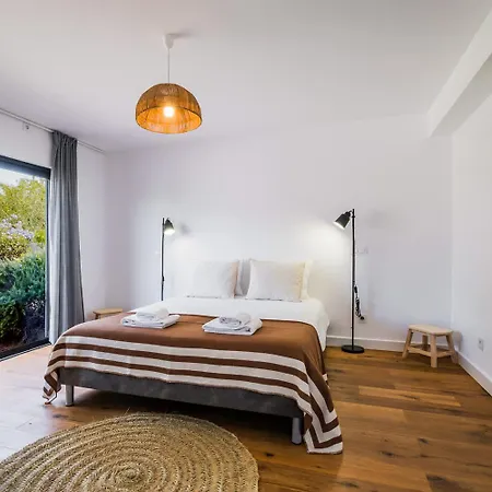 Casa Luminosa By Portugal Portfolio Cascais
