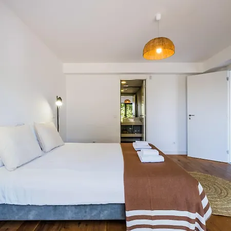 Casa Luminosa By Portugal Portfolio