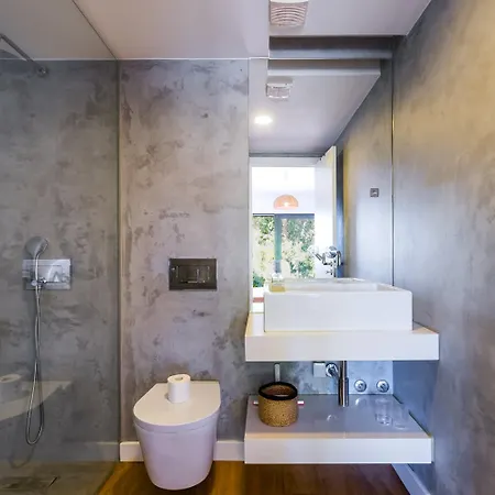Casa Luminosa By Portugal Portfolio