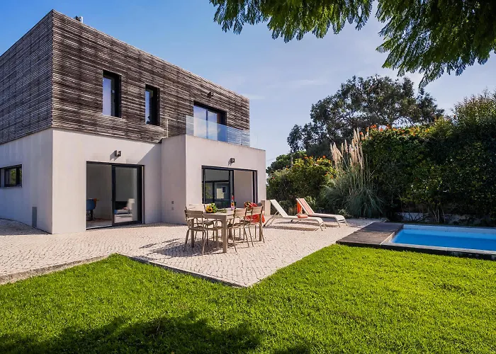 Villa Casa Luminosa By Portugal Portfolio