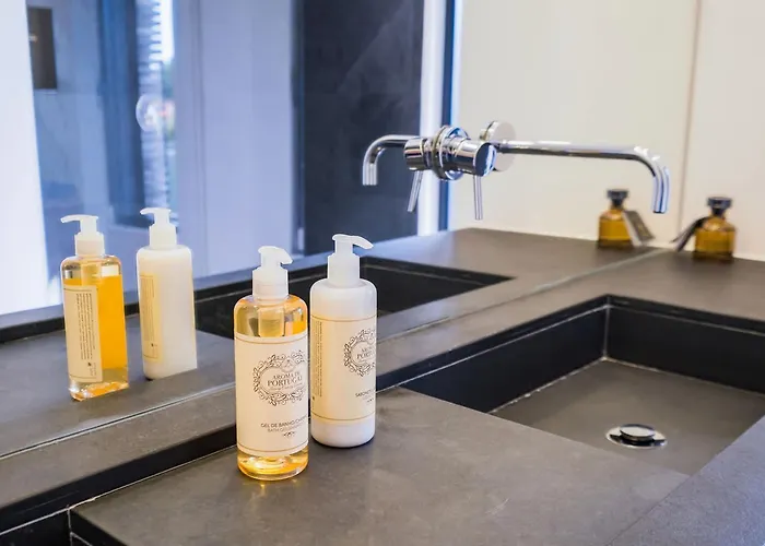 Casa Luminosa By Portugal Portfolio Cascais