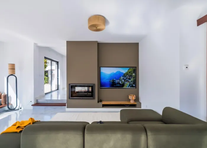Villa Casa Luminosa By Portugal Portfolio Cascaes