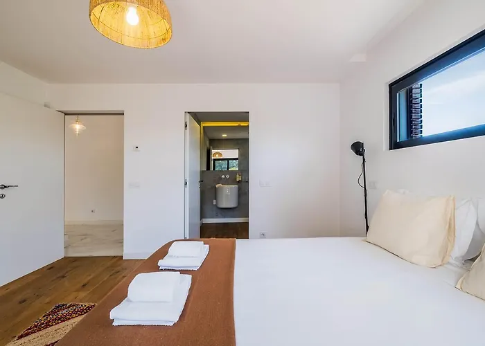 Casa Luminosa By Portugal Portfolio *