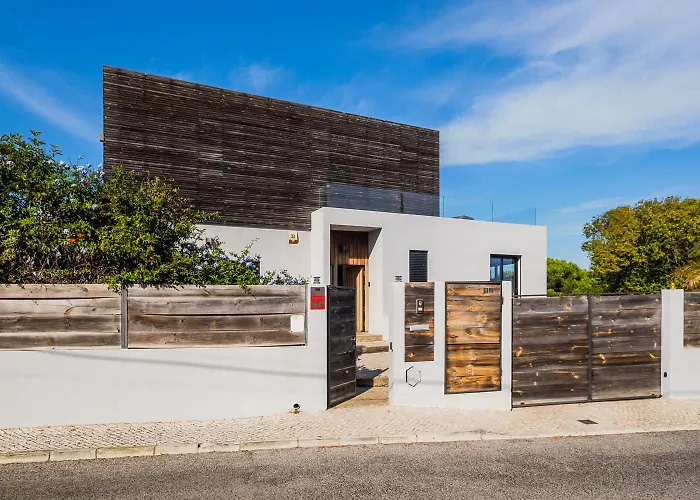 Casa Luminosa By Portugal Portfolio Cascais
